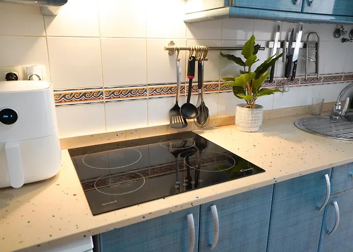 Private - Fast Wi-fi - Pool Apartment *