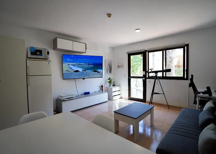 Private - Fast Wi-fi - Pool Apartment *